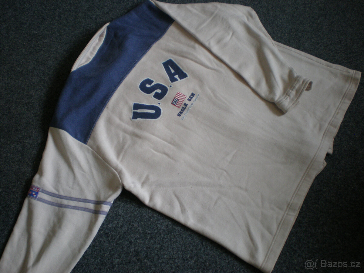 MIKINA USA
