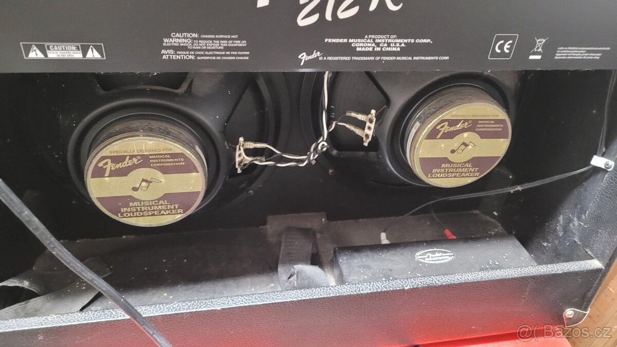 FENDER FRONTMAN R 212