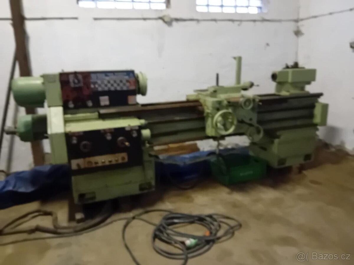 Hrotový soustruh TOS SU 50 A/1500