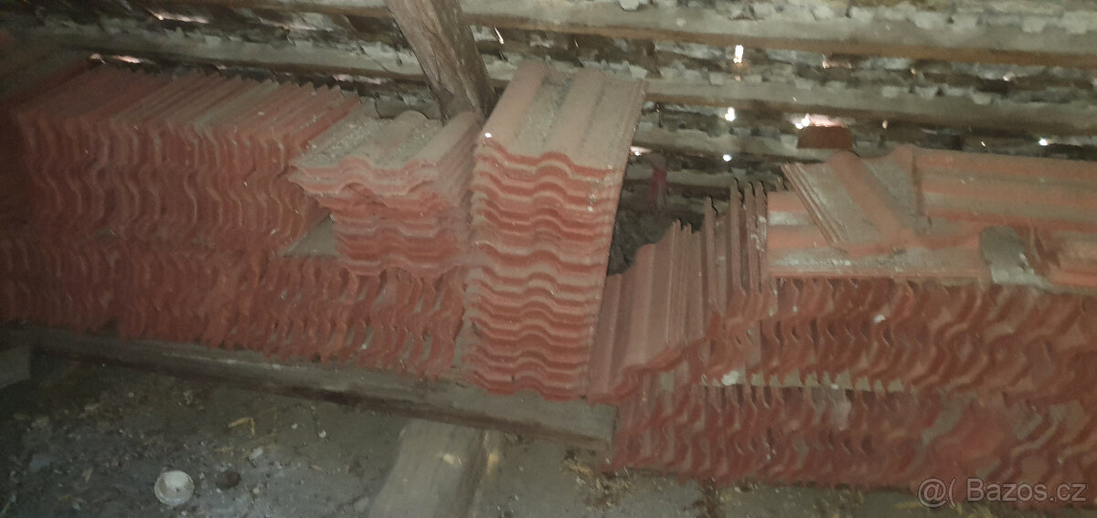 Tašky na střechu HC ČSSR (Bzenec) - SPĚCHÁ