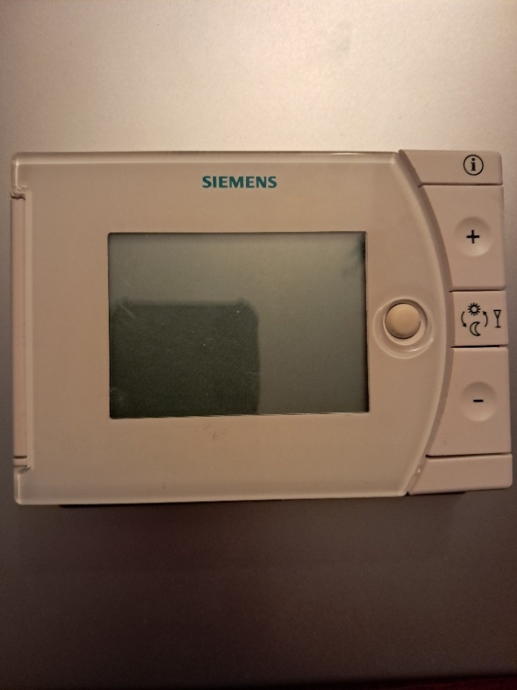 Siemens REV 24, prostorový termostat
