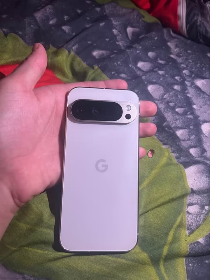 Google Pixel 9 Pro 128 GB na prodej (nový, bez použití) – př