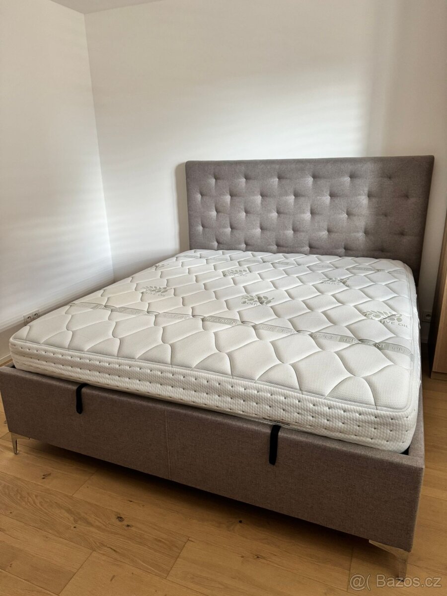 Manželská postel + matrace