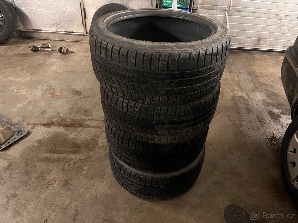 Nexen 245/40/18 zimní