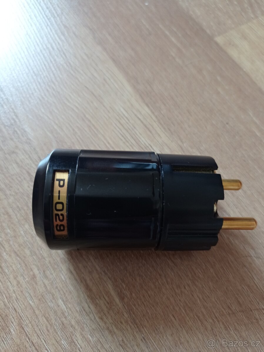 Síťová vidlice P-029 HIFI