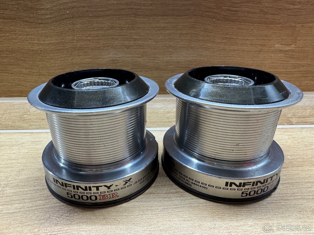 Daiwa Infinity-X 5000 BR, 2ks cívek