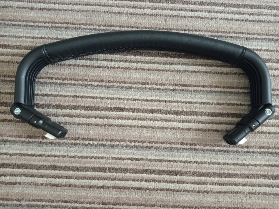TOP Bugaboo Cameleon3/Buffalo koženkové madlo