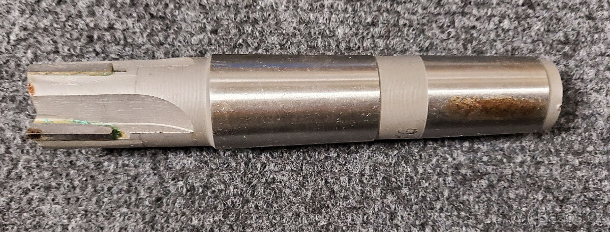 Čelní stopková fréza s tvrdokovovými plátky 24 mm