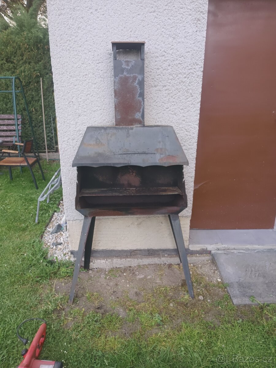 Prodám zahradní gril