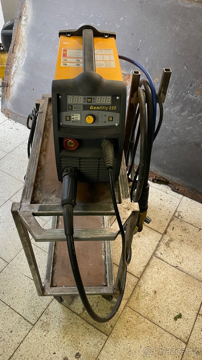 Svářečka Co2 KOWAX GeniMig 220 MIG/MMA