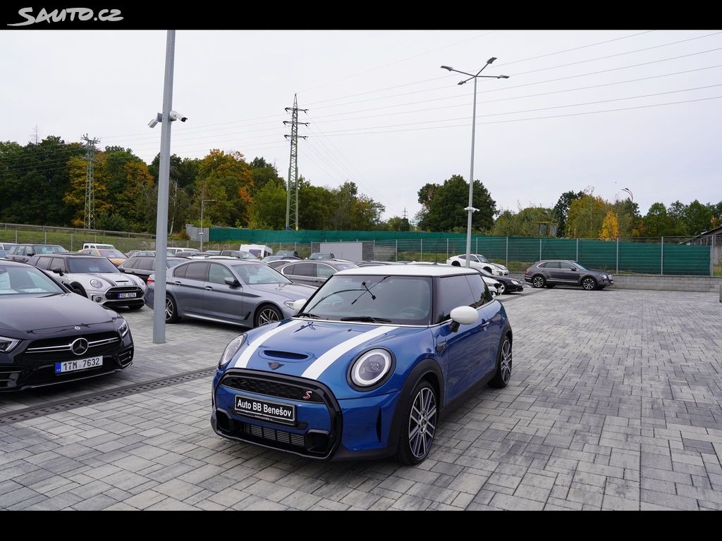 Mini Cooper S, 2.0i Turbo 190PS automat, JWC Rv, 2022