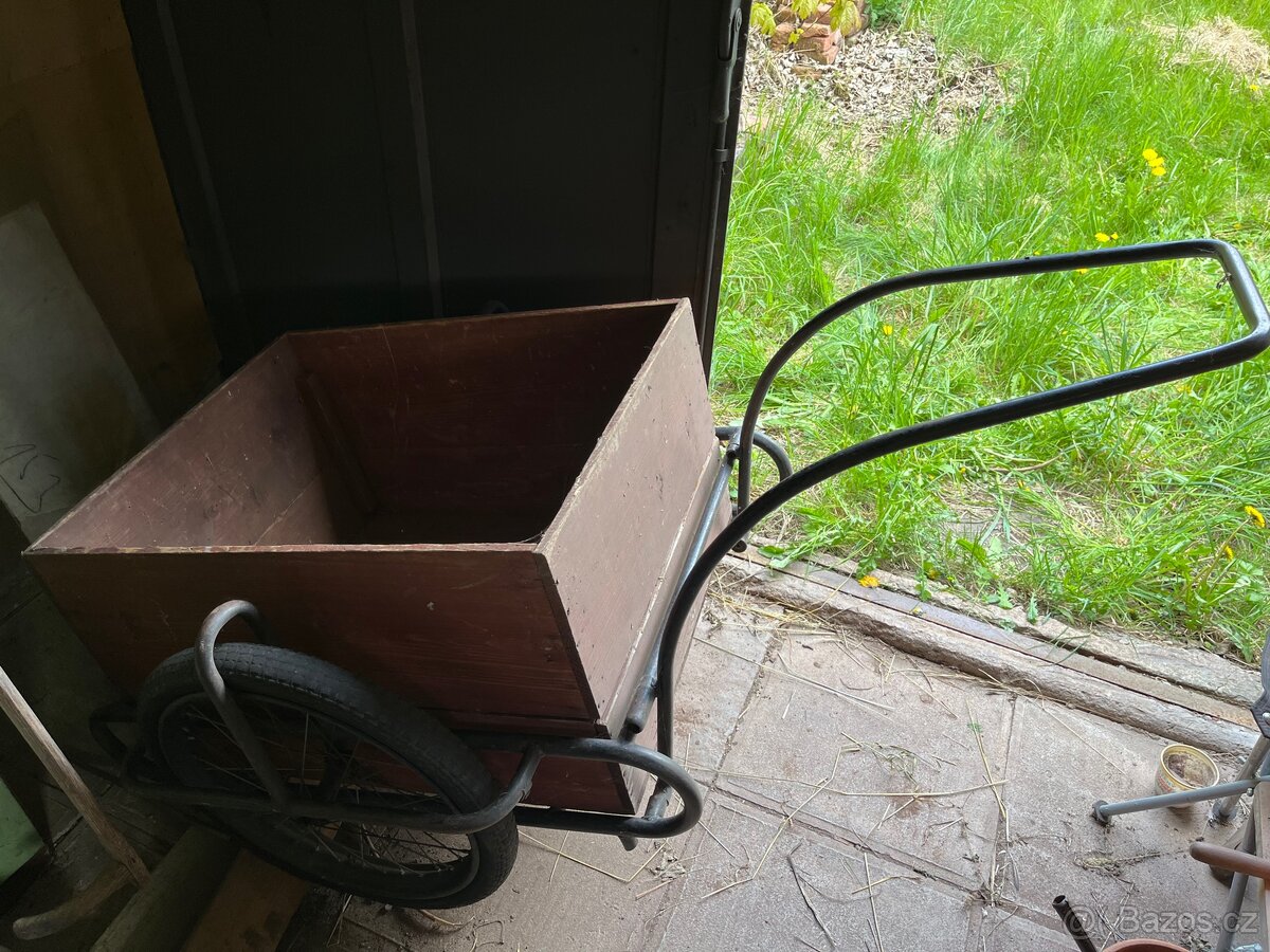 Ruční kára dvoukolák