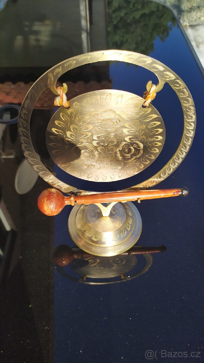 Mosazný gong