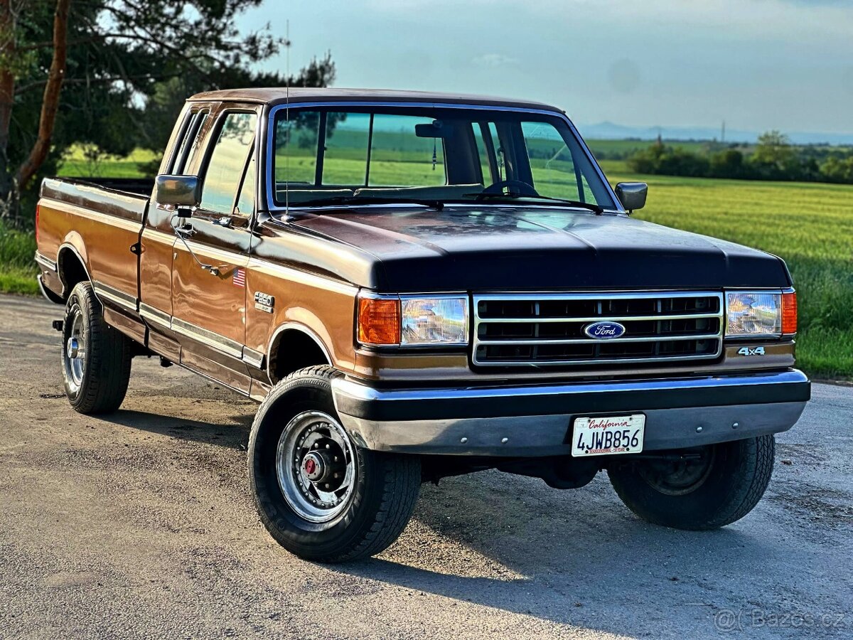 1989 Ford F-250 7.5 V8 XLT | 4x4 | MANUAL | HARDTOP