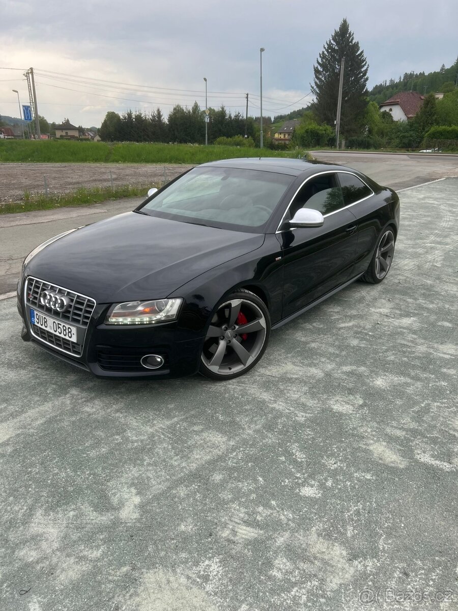 Audi A5 Coupe 3.0 TDI quatro, 176 kw, r.v. 2008, R20