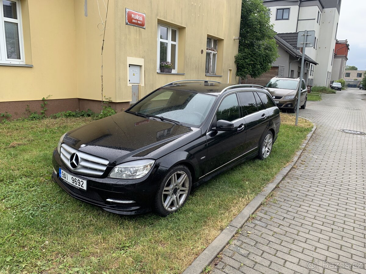 Mercedes c250 150kw 4x4 AMG paket SLEVA