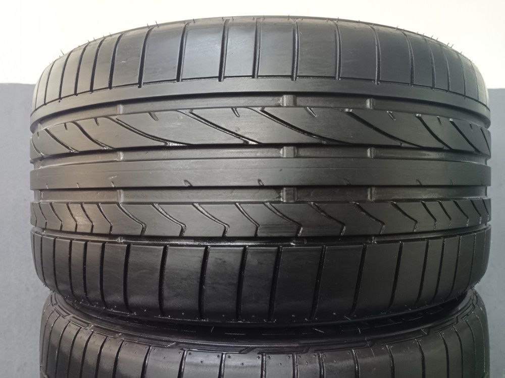 255/40 R17 BRIDGESTONE (1213)