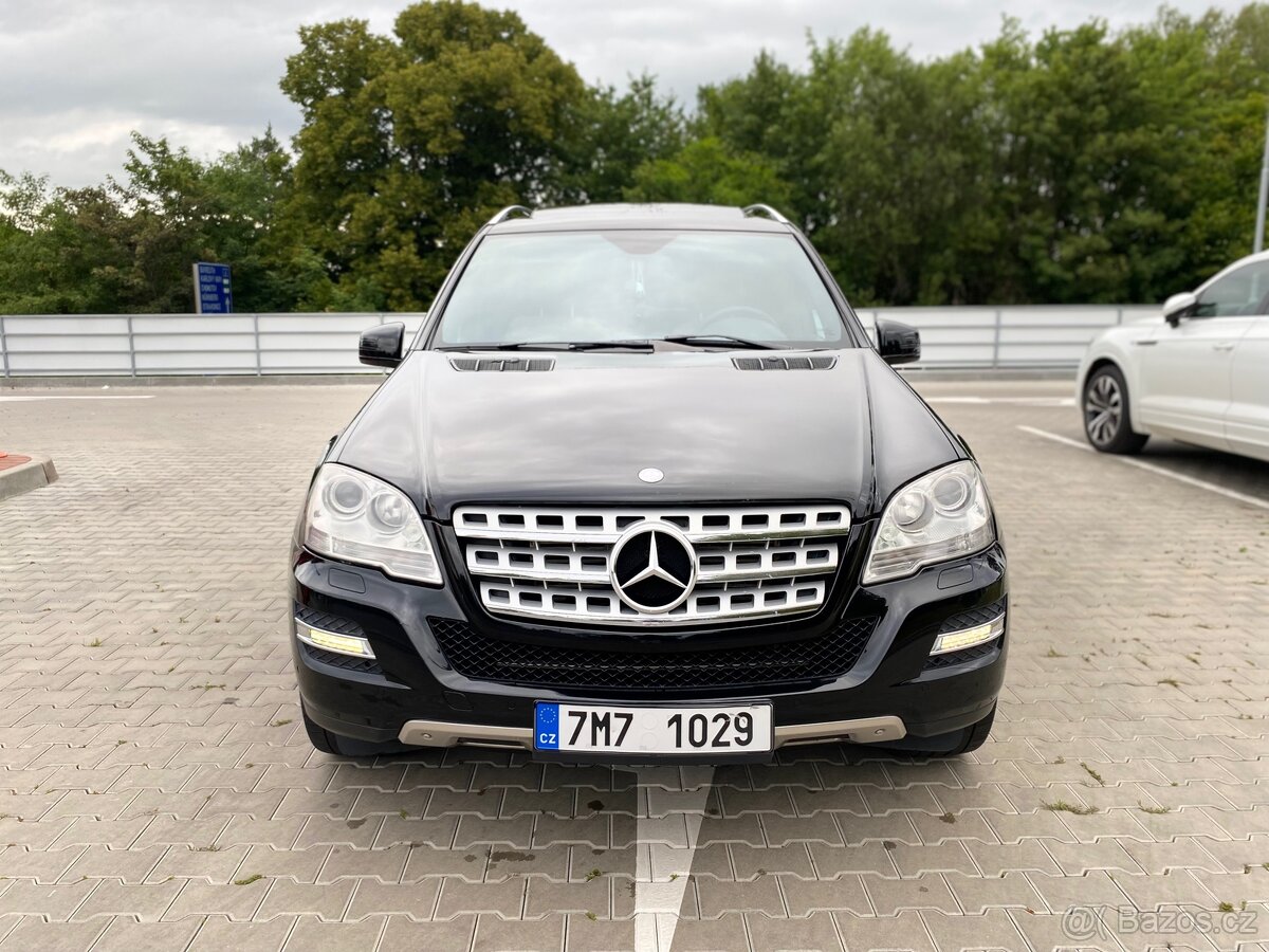 Mercedes-Benz ML350 W164