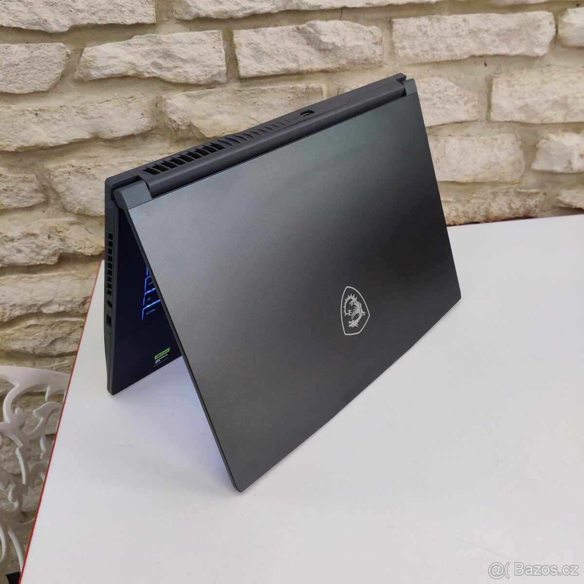 Herní notebook MSI THIN A15 B7VE,RTX 4050,144Hz