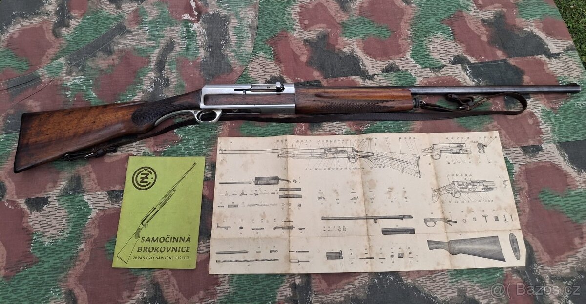 Samonabíjecí brokovnice CZ 820
