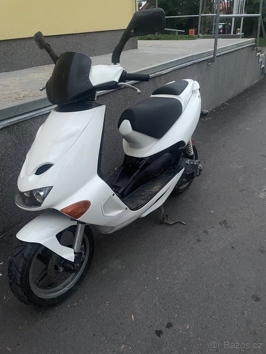 Aprilia sr 50
