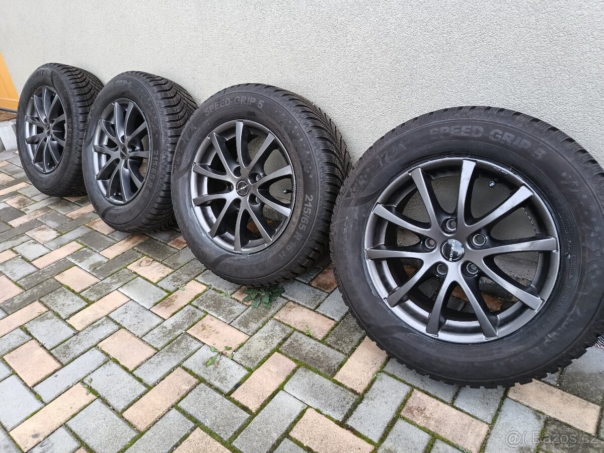 VW T5 T6 Multivan zimní alu 215/65/16H 5x120 TOP STAV