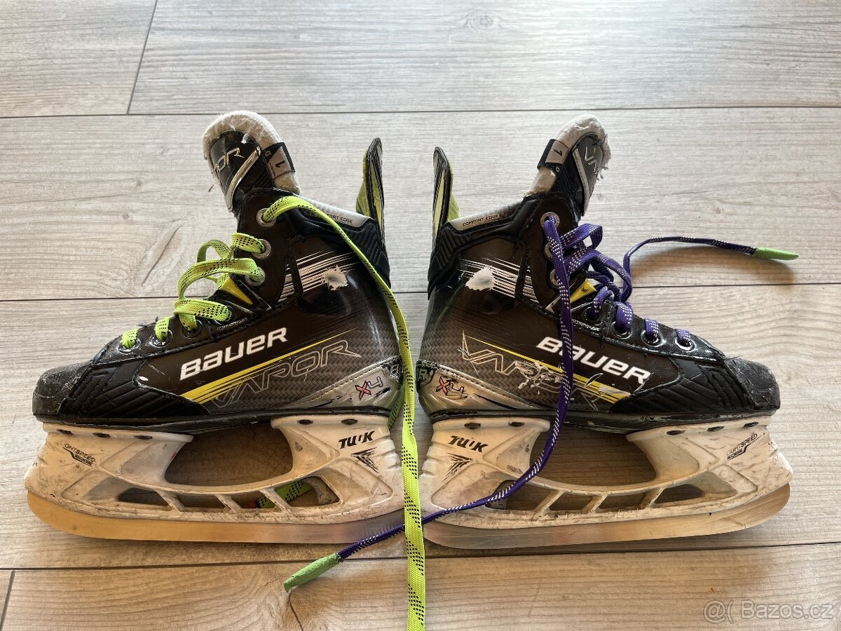Brusle Bauer Vapor JR X4 vel. 1D (EUR 33,5 UK 1,5 US 2)