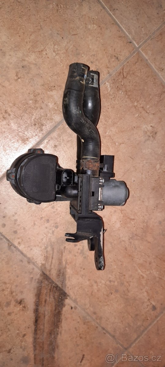 ventil topení audi A6 4F regulátor topení