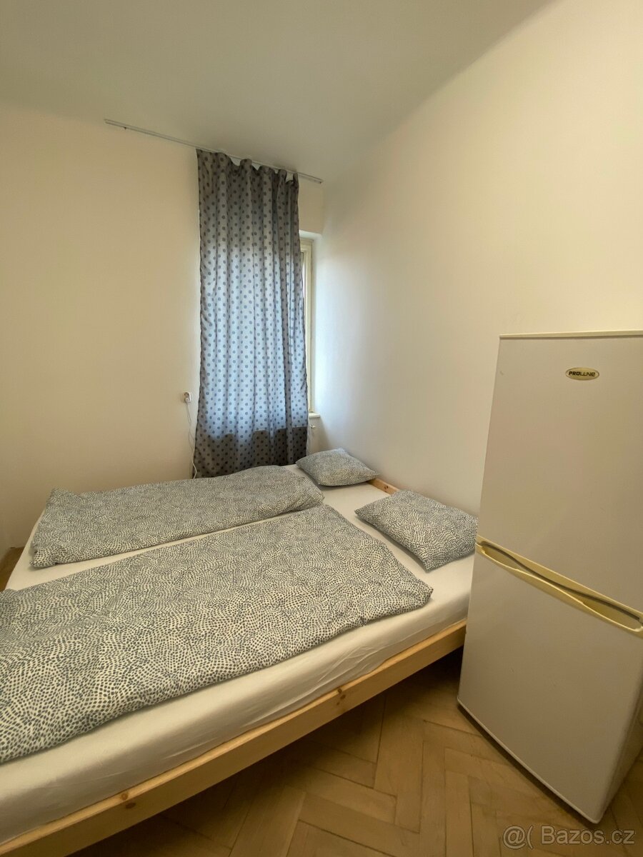 Pronájem pokoje pro pár – Praha 4