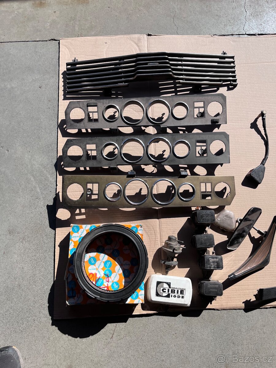 Renault 16tx mix dílů vše 1000Kč