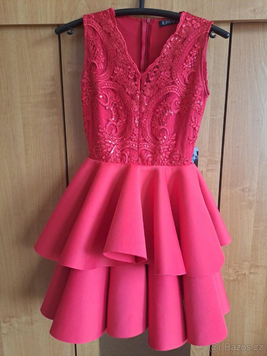 Společenské plesové šaty XS