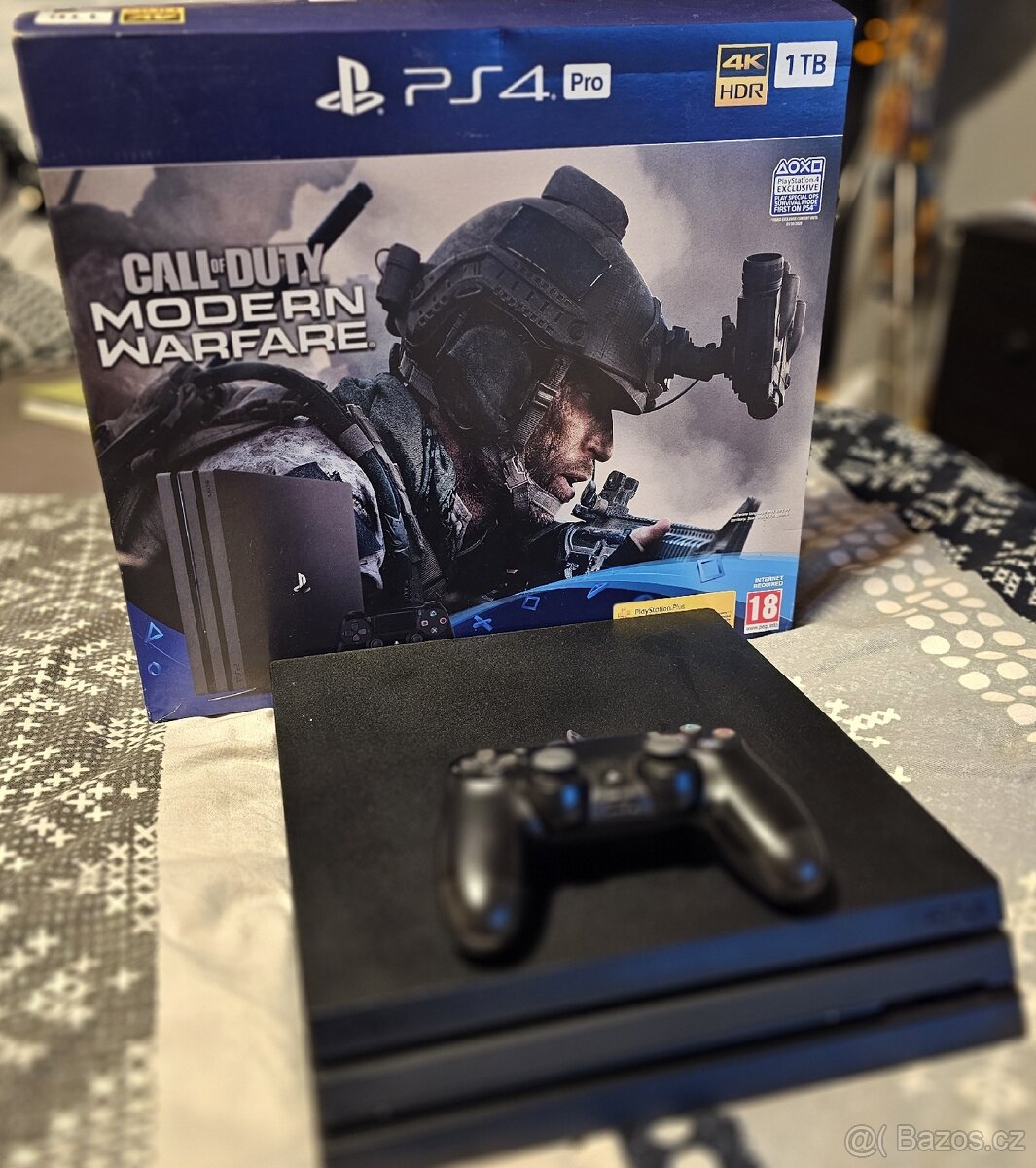 Ps4pro 1 TB + 10 her