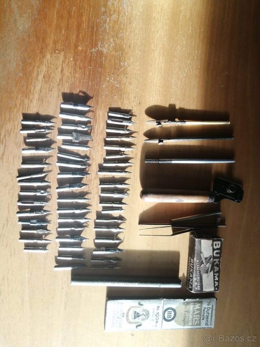 staré psací potřeby