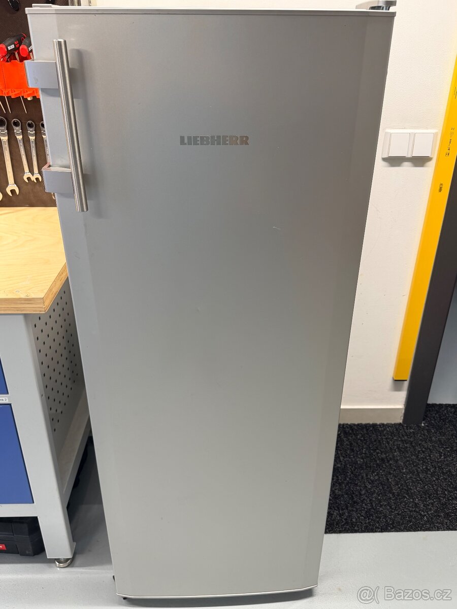 Prodám chladničku s malým mrazákem Liebherr