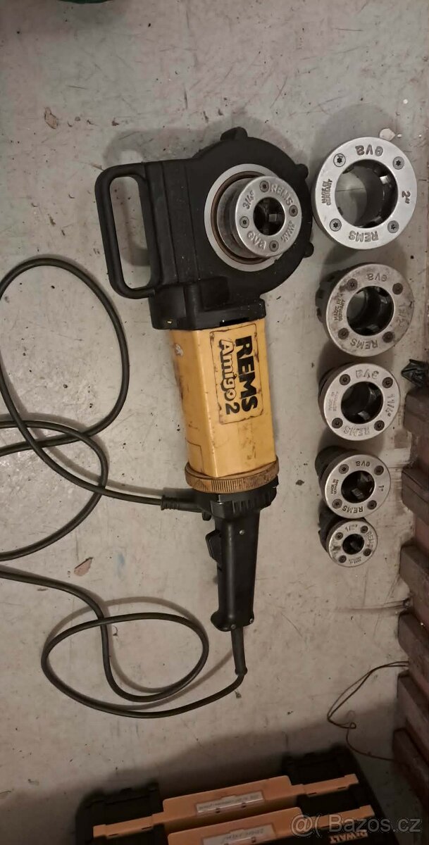 Elektrický závitořez Rems