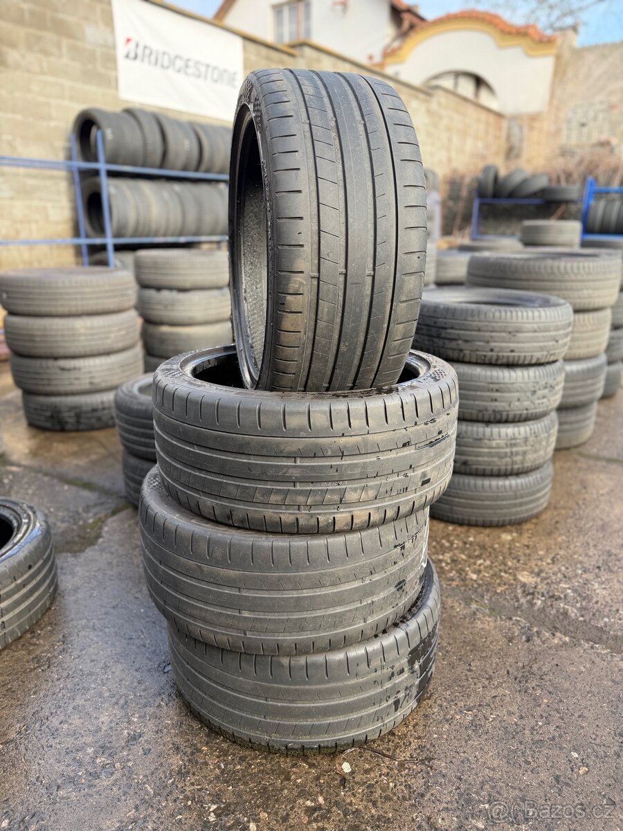 265/35r20 Kumho Letní