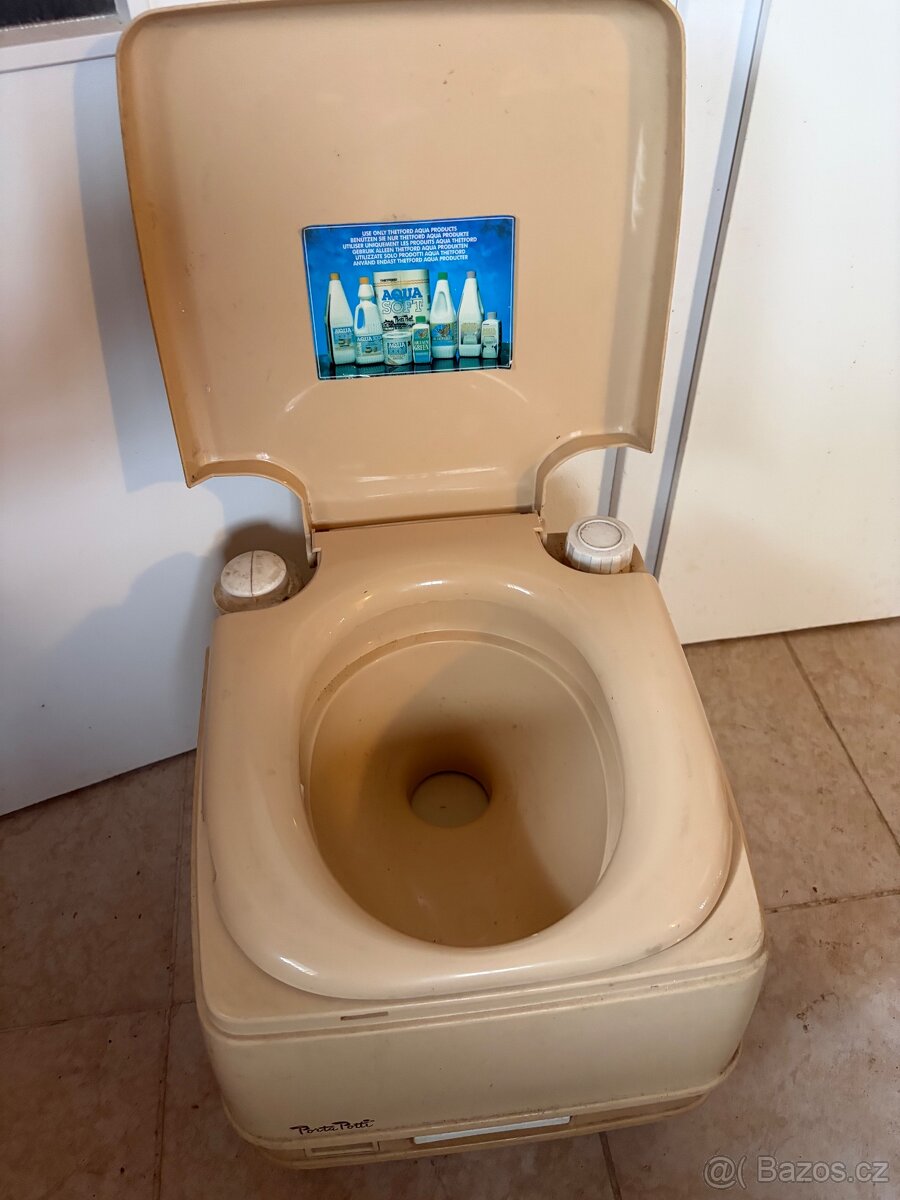 Přenosné WC