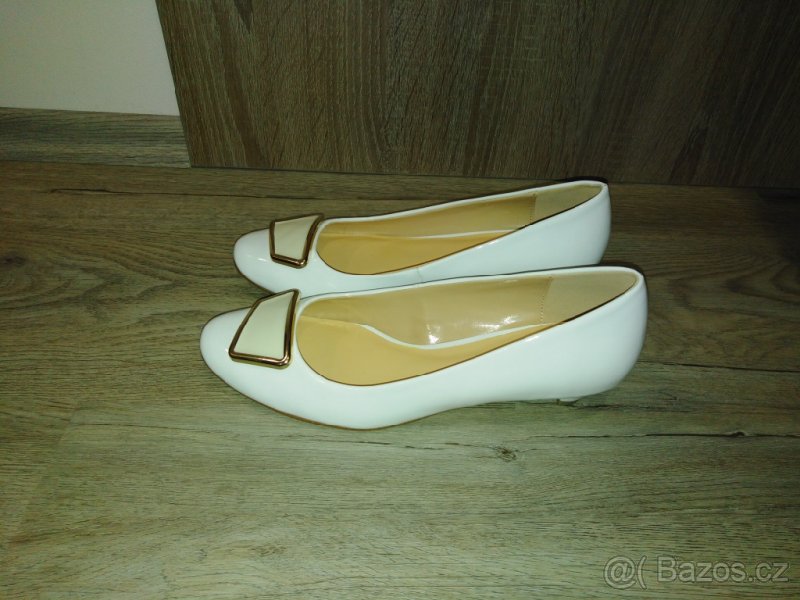 Lodicky/baleriny Baťa vel. 37
