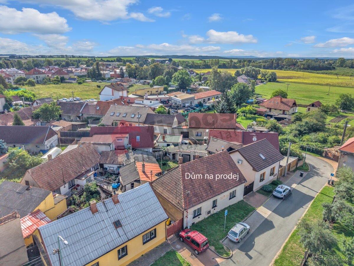 Rodinný dům 5+2 v Chlumci n.C.