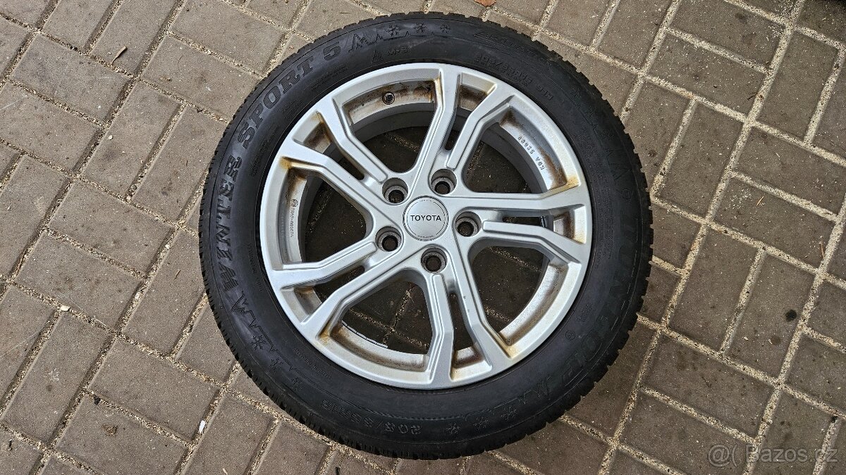 Zimní Sada Alu 5x114.3 205/55 R16 Toyota Corolla