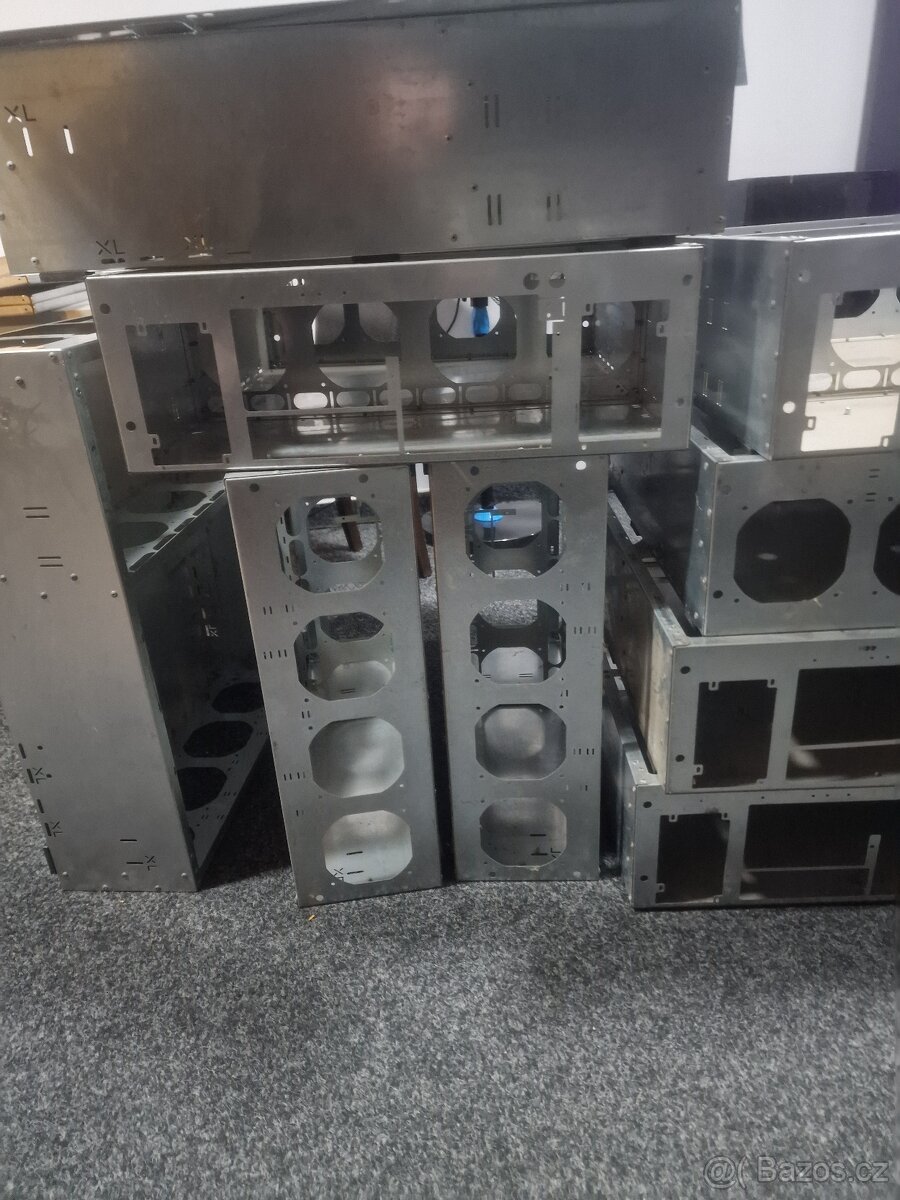Prodam RACK Maxila XL servery, AI, tezba