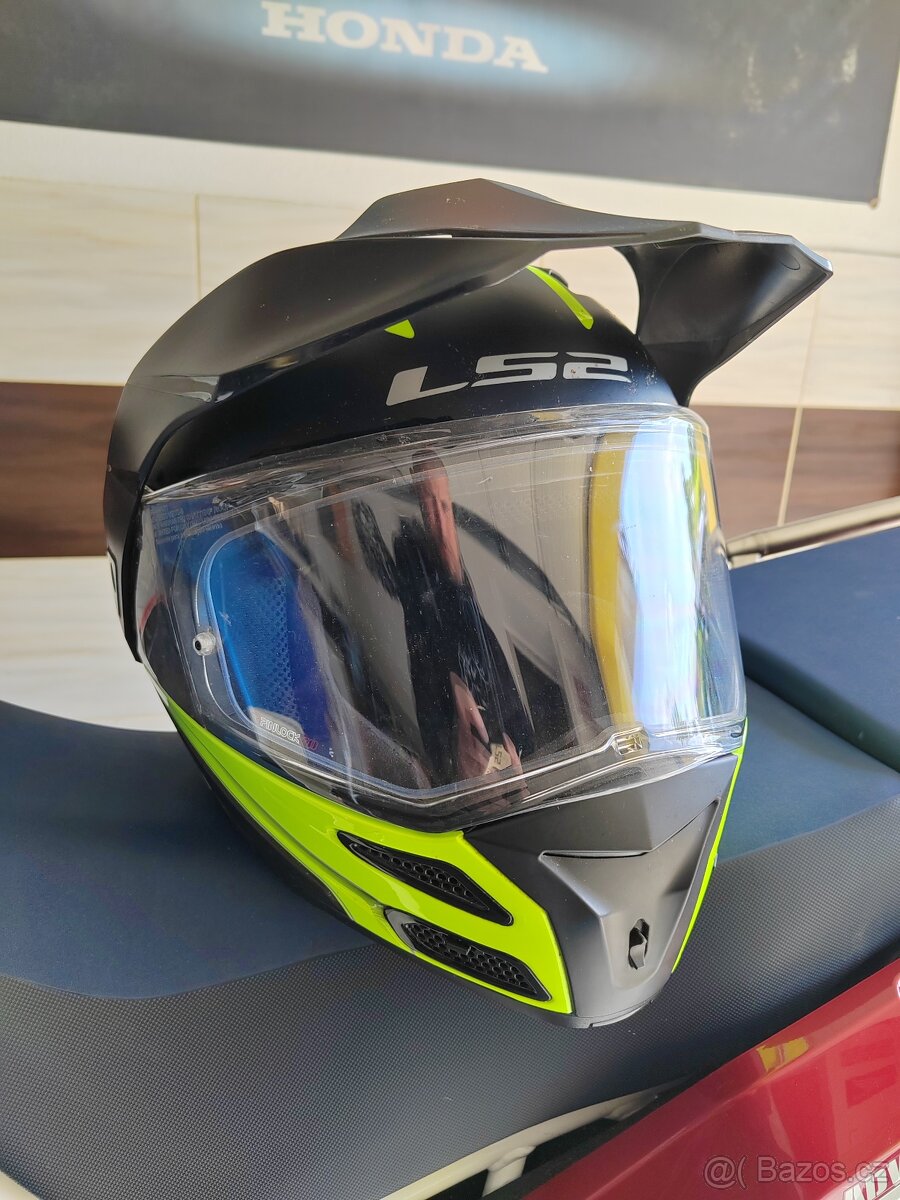 LS2 Metro Evo s intercomem