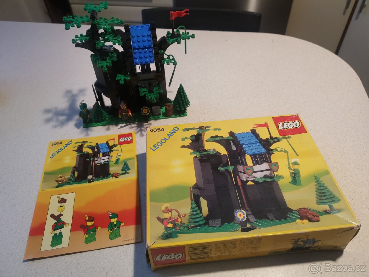 LEGO Castle 6054 Forestmen's Hideout