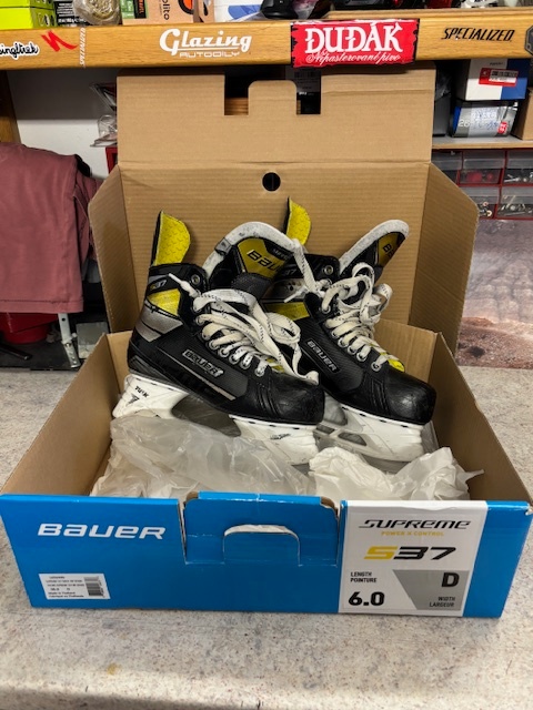 BRUSLE BAUER SUPREME S37 vel. 6,0 FIT D
