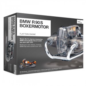 Franzis model BMW R 90 S-Boxer v měřítku 1:2