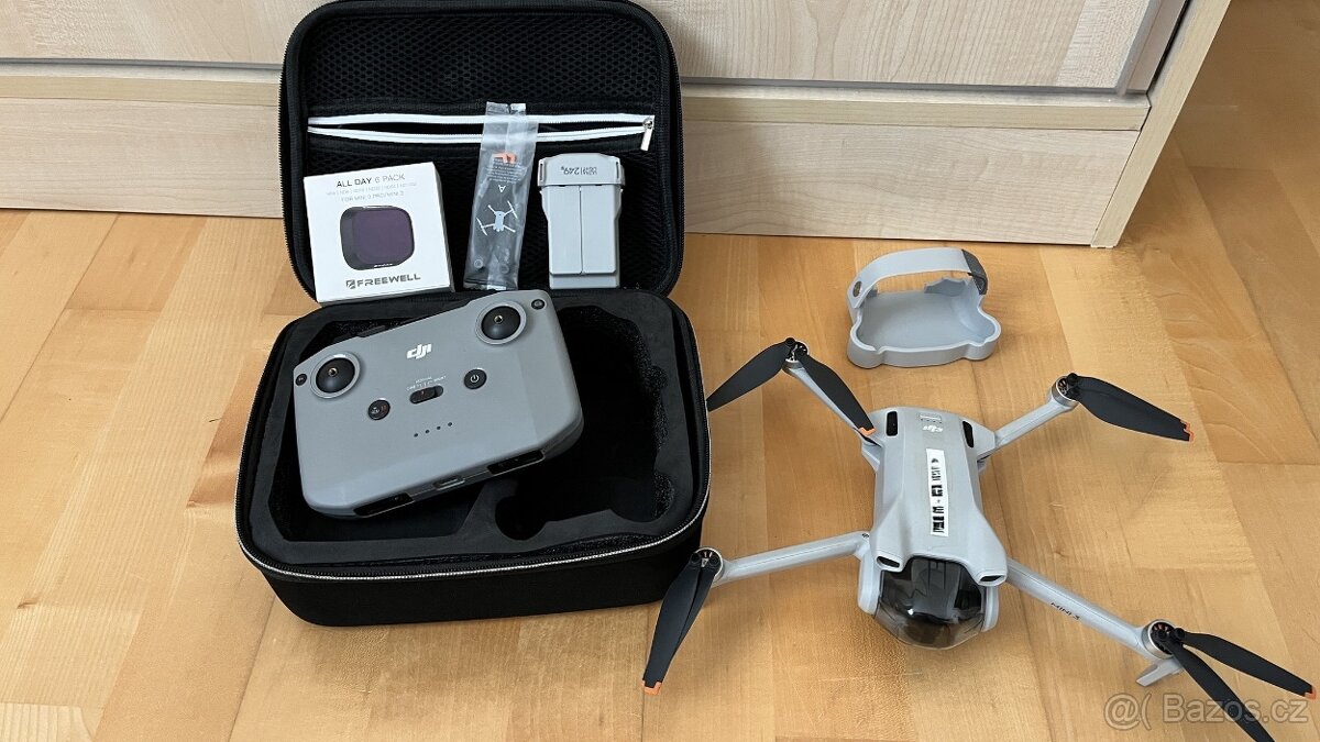 Dron DJI mini 3