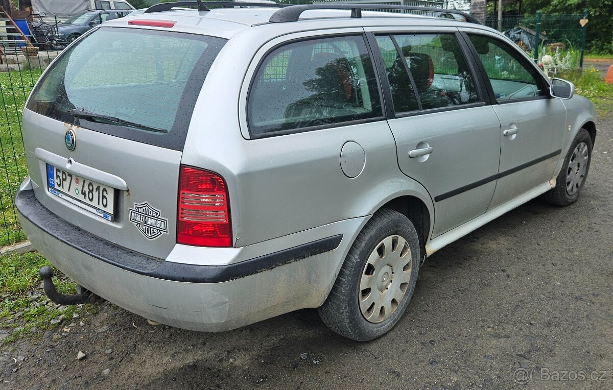 Škoda Octavia 1 Rok 2005 Bez STk