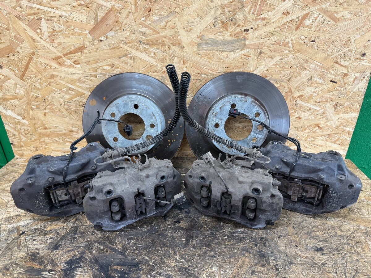 BRZDOVÉ TŘMENY BREMBO VW TOUAREG 7P 3.0 TDI