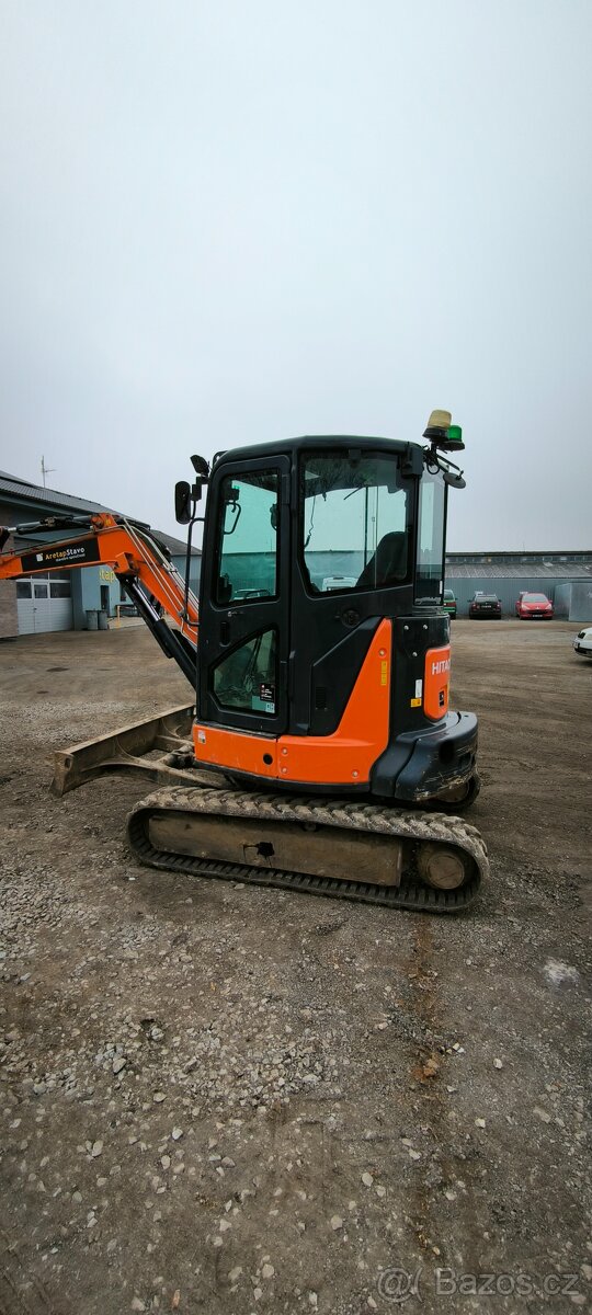 Minirypadlo hitachi ZX38U 2018 -