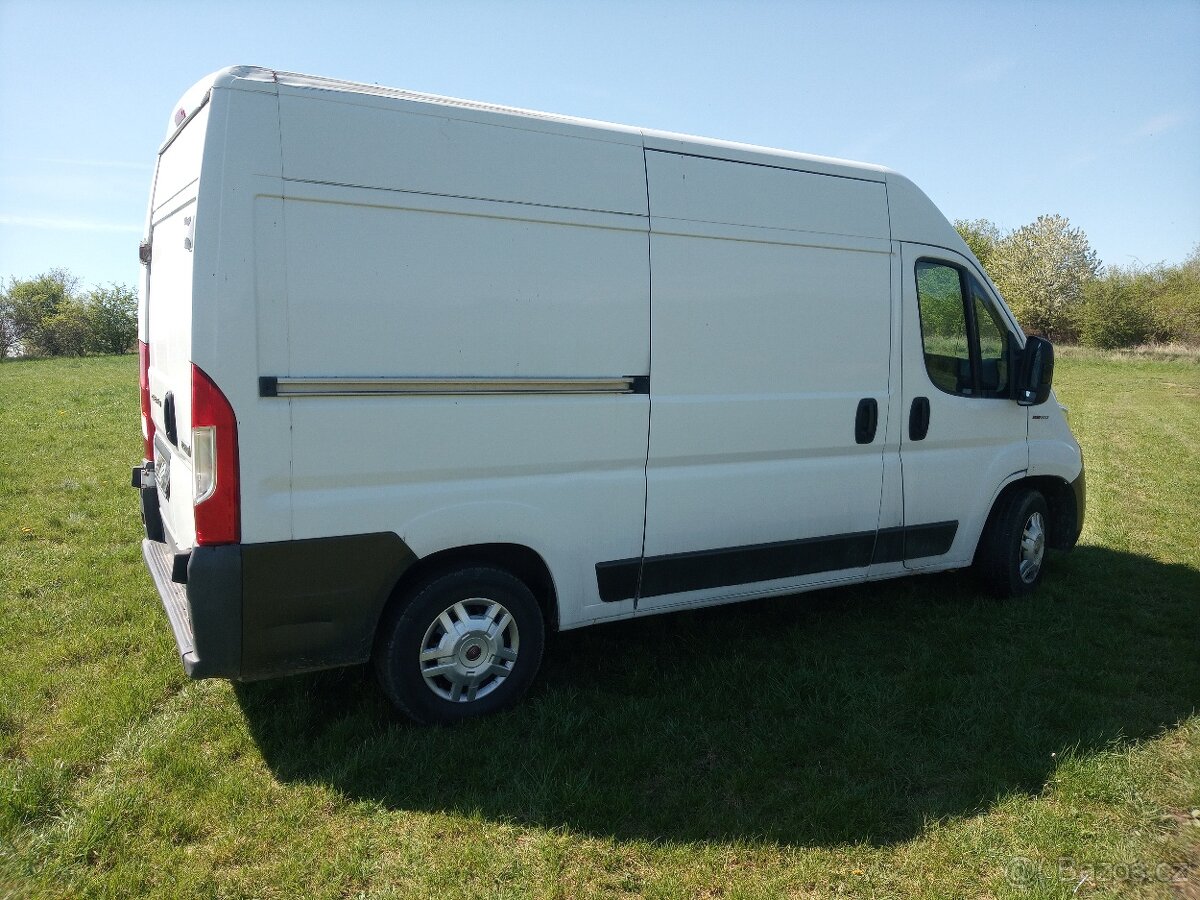 PRODÁM FIAT DUCATO 2.3JTD 10/2015 LEHKÁ OBYTKA